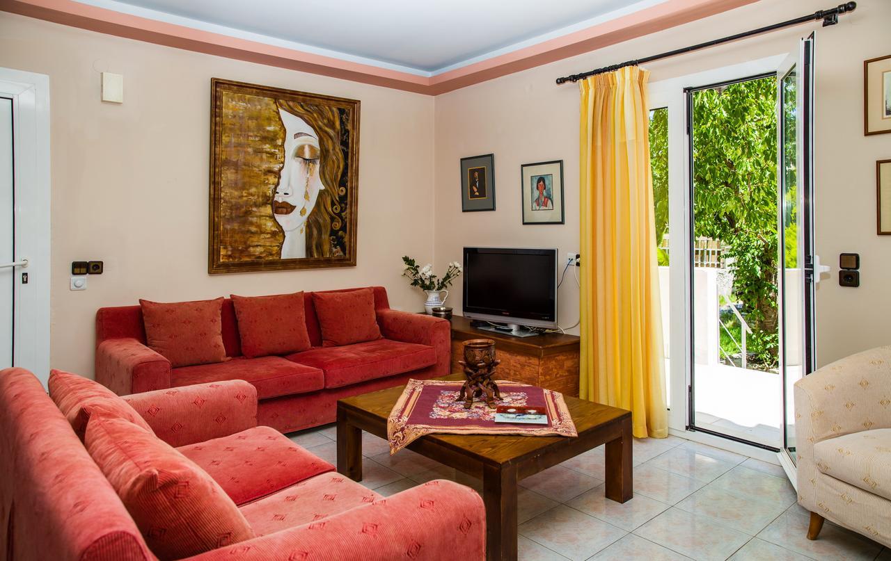 Eleana Villa Angouseliana Bagian luar foto